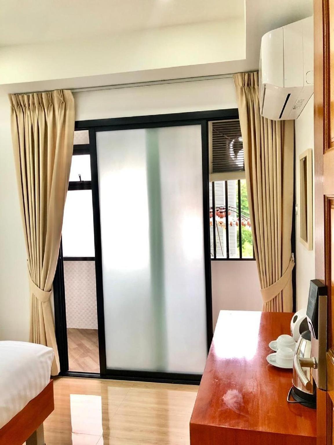 The Lodge Pattaya Exterior foto